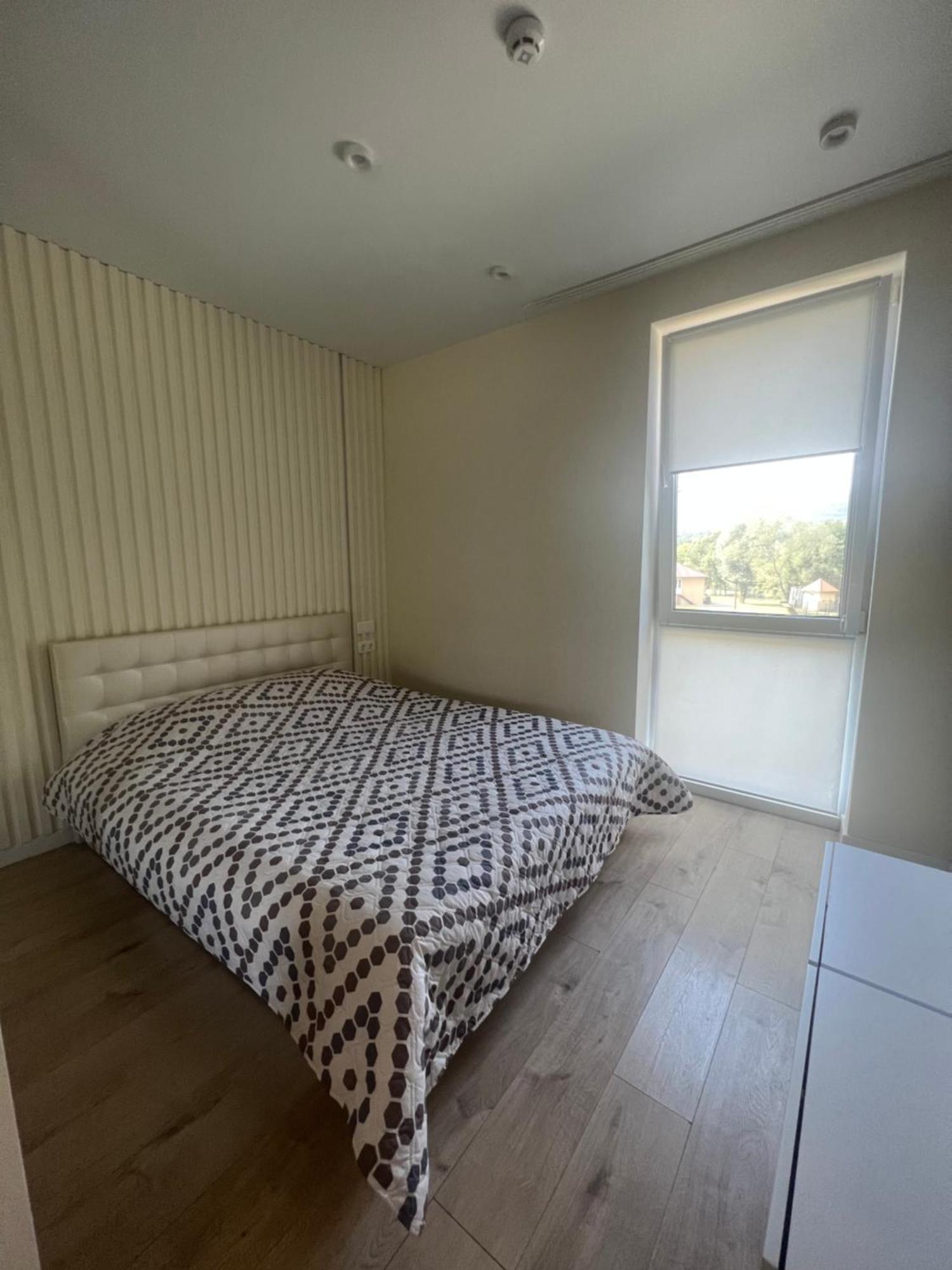 Жк «Сонячний Квартал» Apartment Solochin Exterior photo